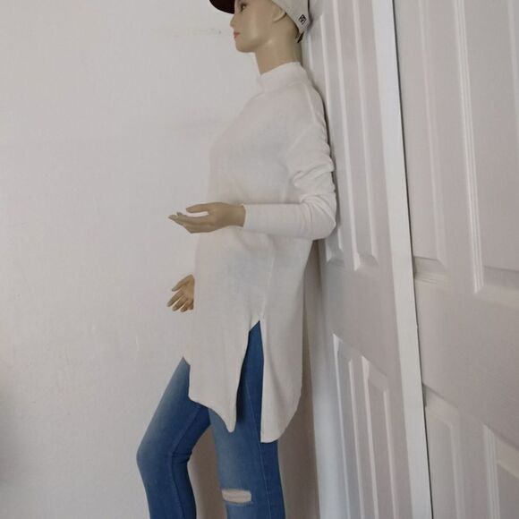 NEW Worthington Asymmetrical Cotton Rayon Sweater - Picture 3 of 5